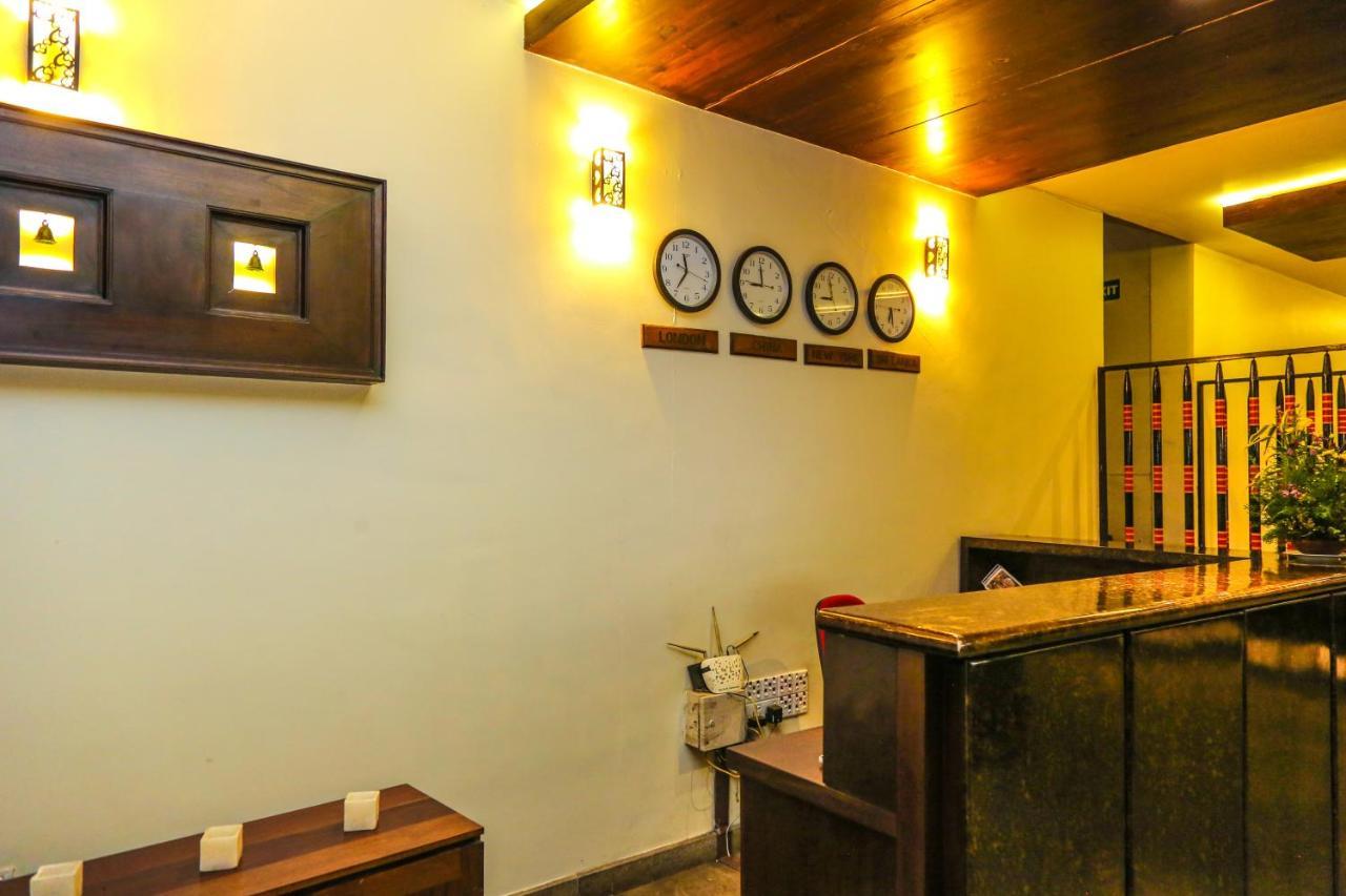 Oak Ray City Hotel Kandy Exteriér fotografie