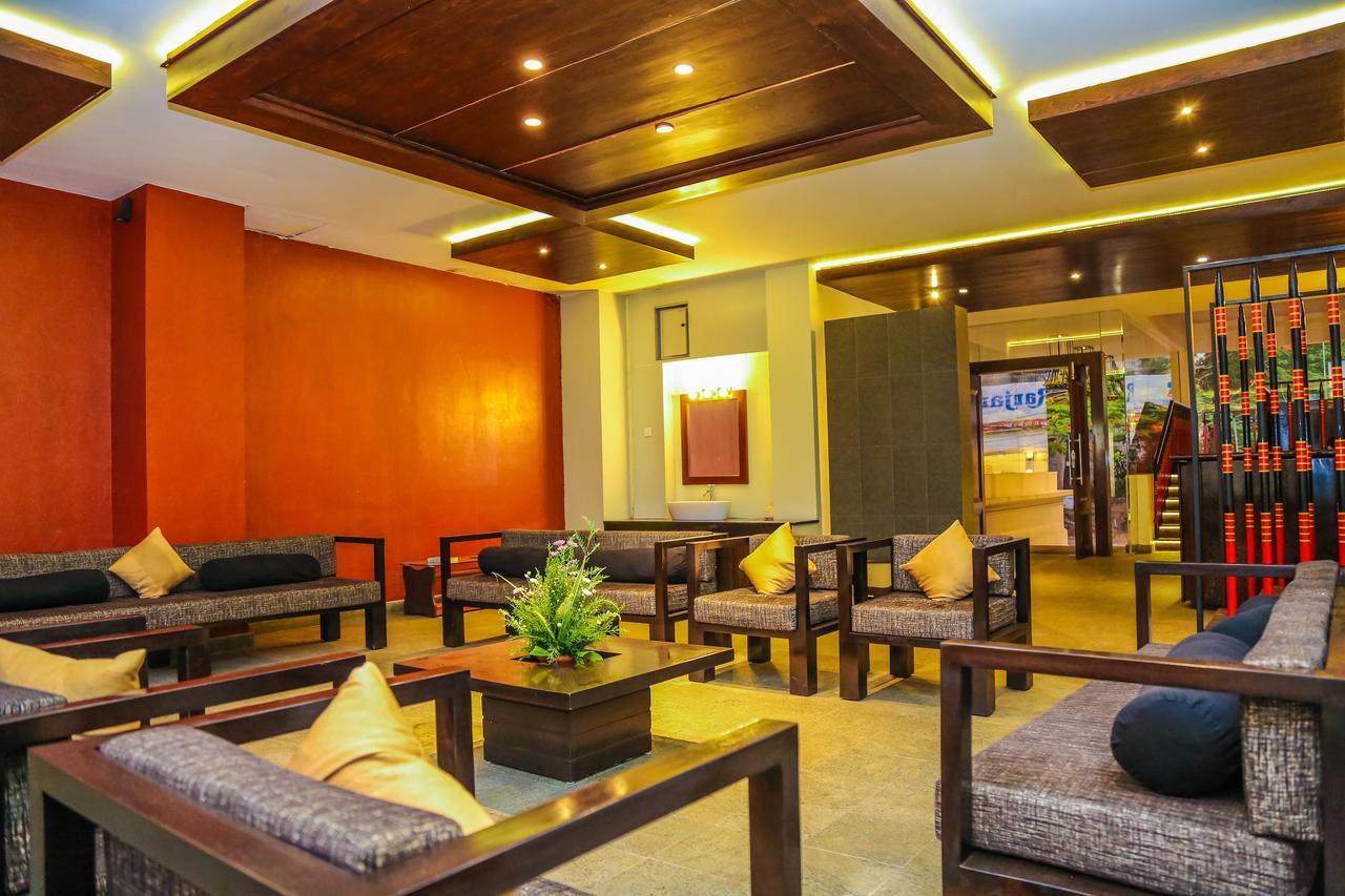 Oak Ray City Hotel Kandy Exteriér fotografie